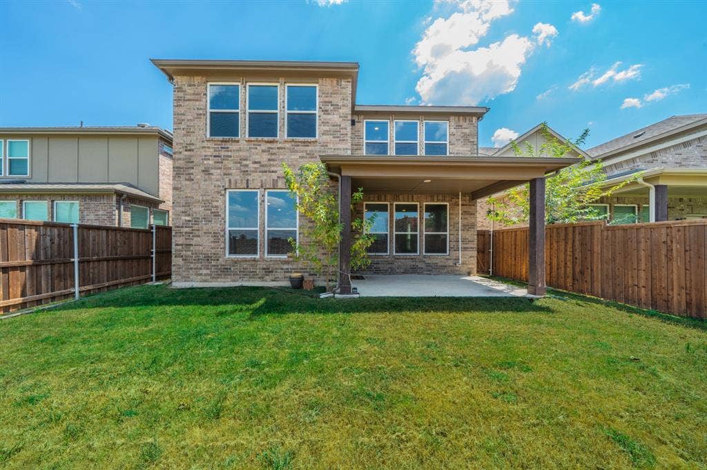 2833 Henson Lane, Garland, TX 75040 2833 Henson Lane, Garland, TX 75040