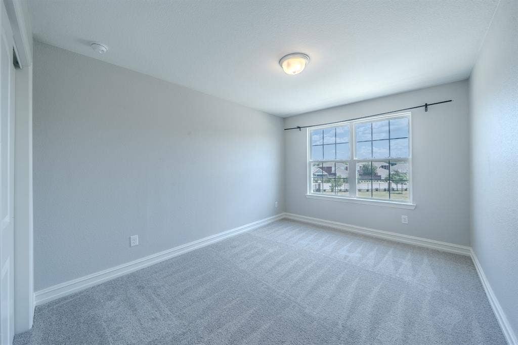 2833 Henson Lane, Garland, TX 75040 2833 Henson Lane, Garland, TX 75040