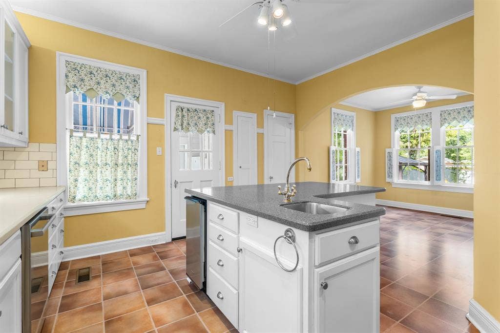 3411 Chateau Avenue, Waco, TX 76710 3411 Chateau Avenue, Waco, TX 76710
