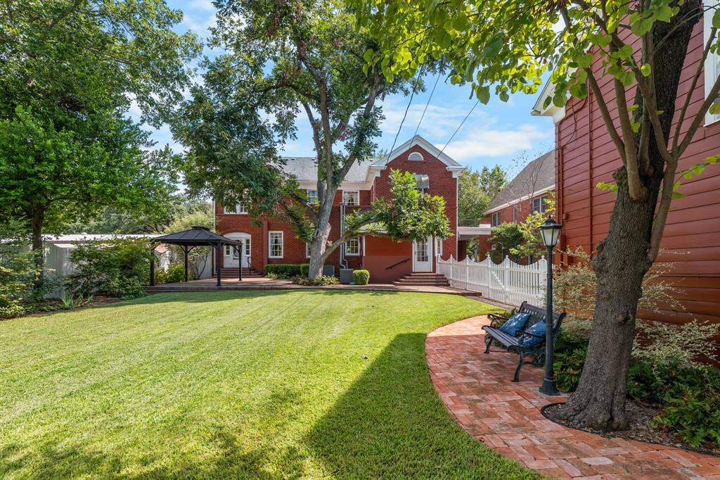 3411 Chateau Avenue, Waco, TX 76710 3411 Chateau Avenue, Waco, TX 76710