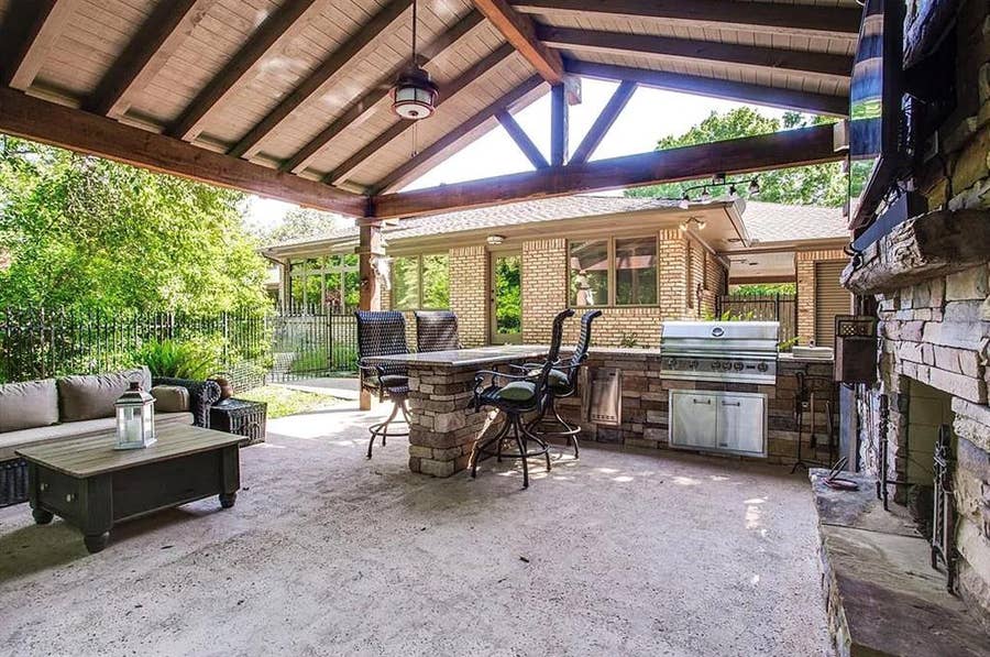 Property photo for 4825 Crooked Lane, Dallas, TX