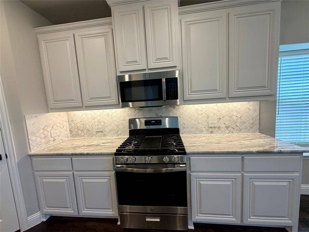 350 Devonshire Drive, Greenville, TX 75401