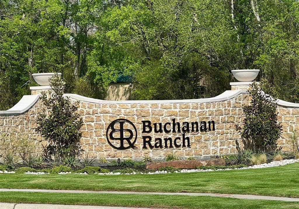 350 Devonshire Drive, Greenville, TX 75401