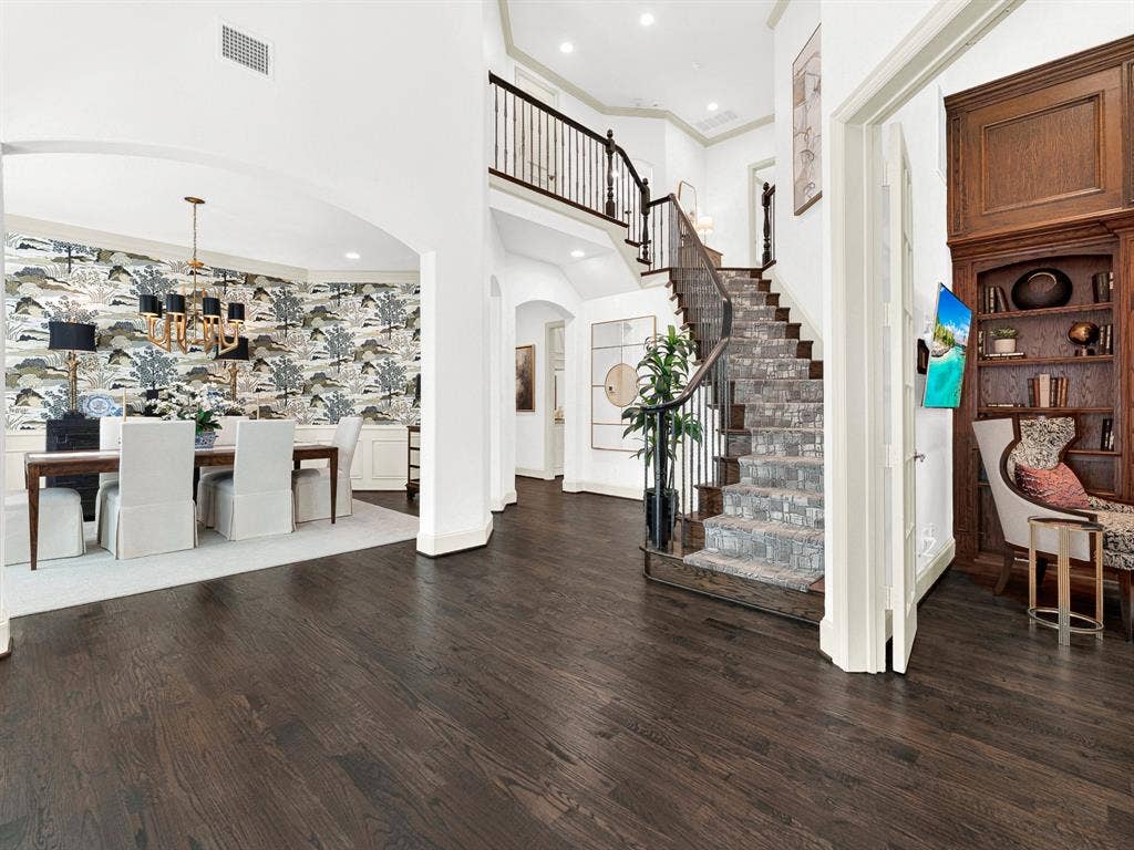 2140 Sutton Place, Plano, TX 75093 2140 Sutton Place, Plano, TX 75093