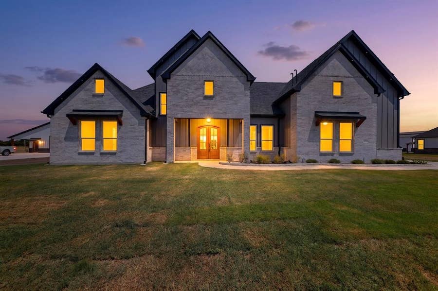 Property photo for 204 CR 4615, Wolfe City, TX
