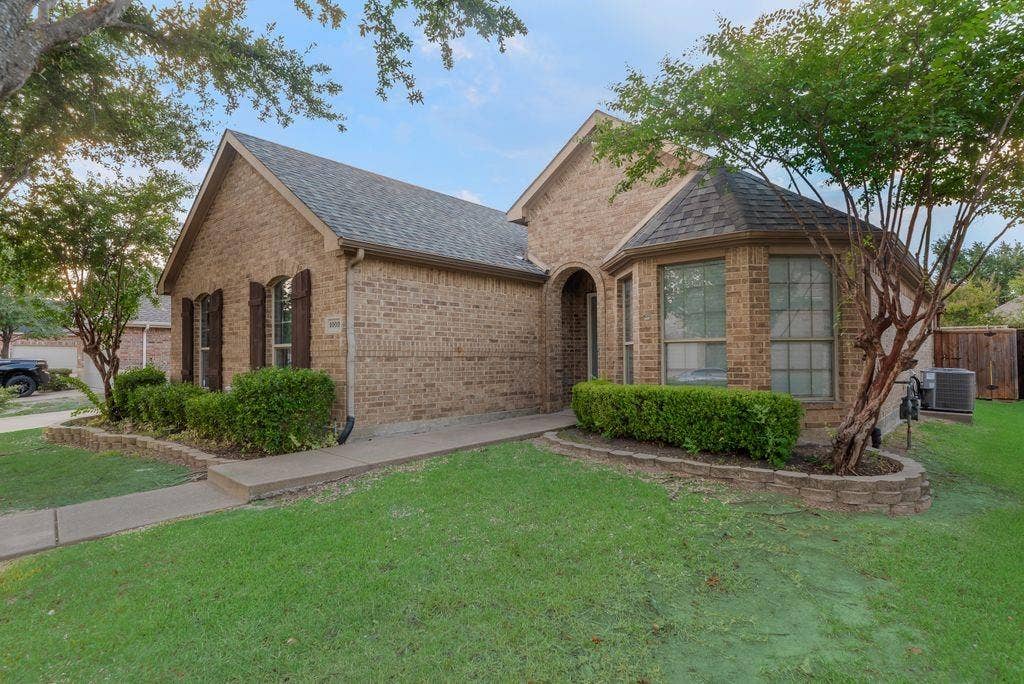 1009 Dancing Waters Avenue, Forney, TX 75126 1009 Dancing Waters Avenue, Forney, TX 75126