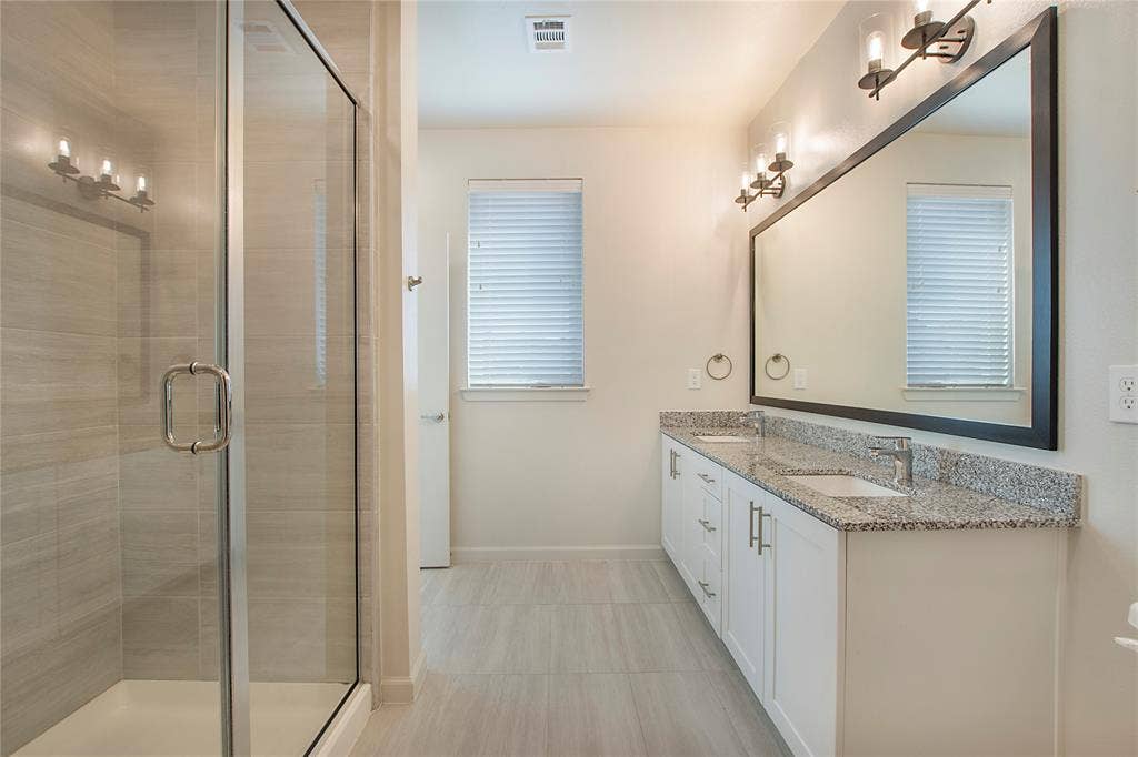 2100 Legacy Drive, #1808, Plano, TX 75023 2100 Legacy Drive, #1808, Plano, TX 75023