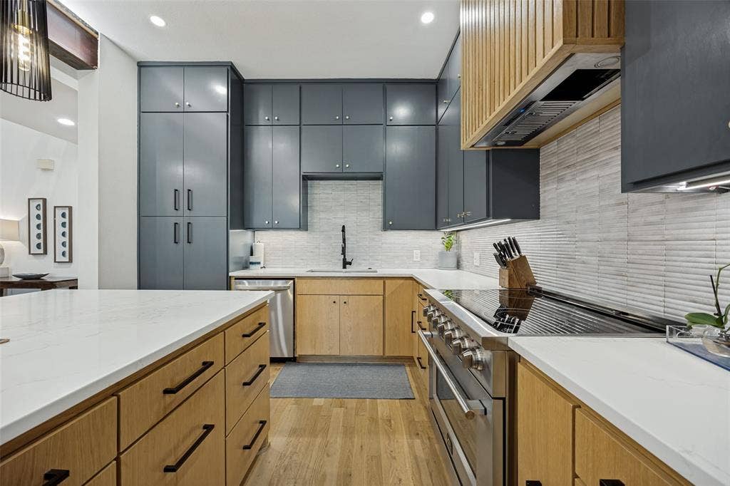 6422 Cedar Hollow Drive, Dallas, TX 75248 6422 Cedar Hollow Drive, Dallas, TX 75248