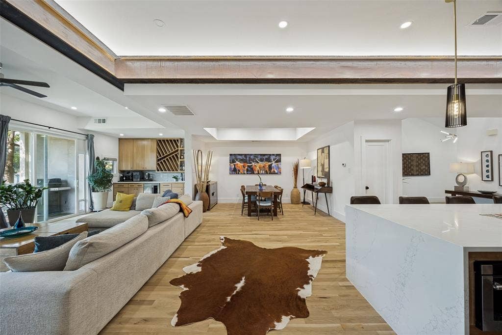 6422 Cedar Hollow Drive, Dallas, TX 75248 6422 Cedar Hollow Drive, Dallas, TX 75248