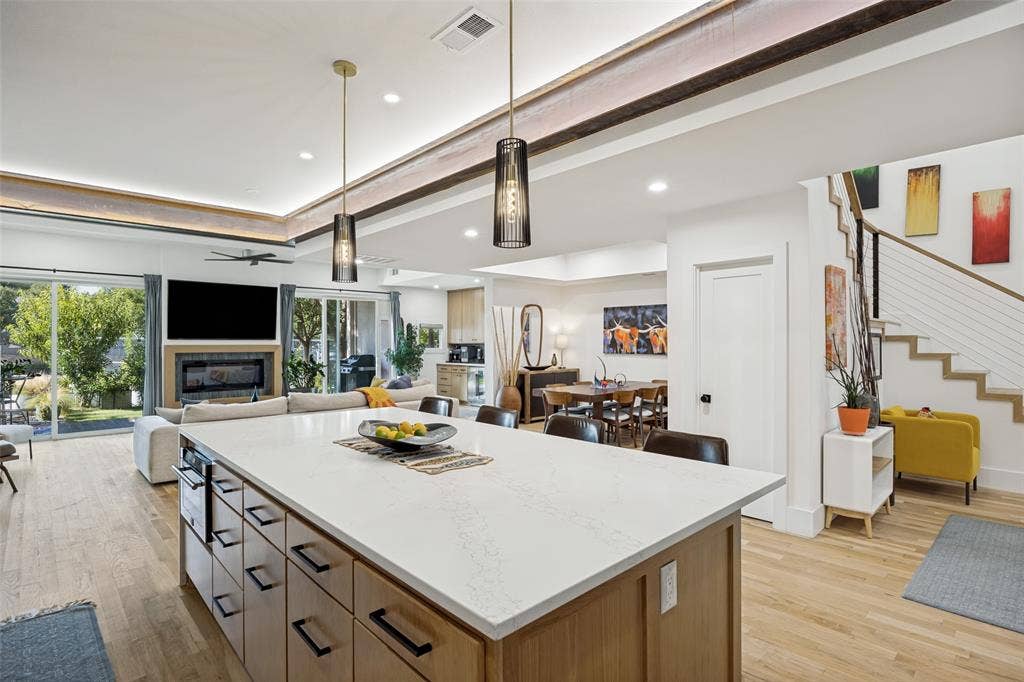 6422 Cedar Hollow Drive, Dallas, TX 75248 6422 Cedar Hollow Drive, Dallas, TX 75248