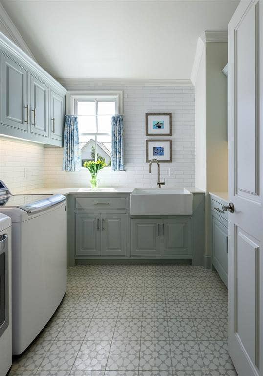 3637 Haynie Avenue, University Park, TX 75205 Utility room with sink and tile backsplash and flooring