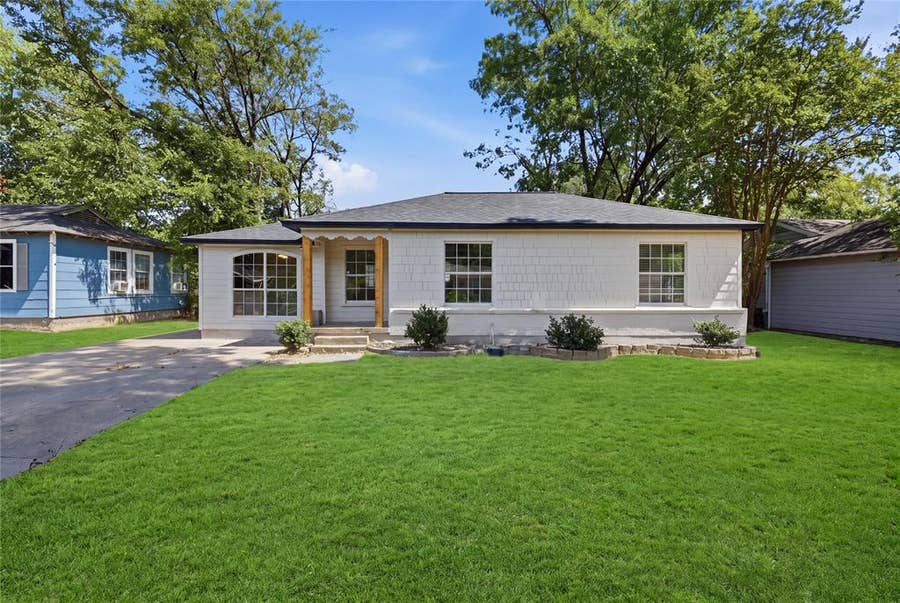 Property photo for 11012 Castolon Drive, Dallas, TX