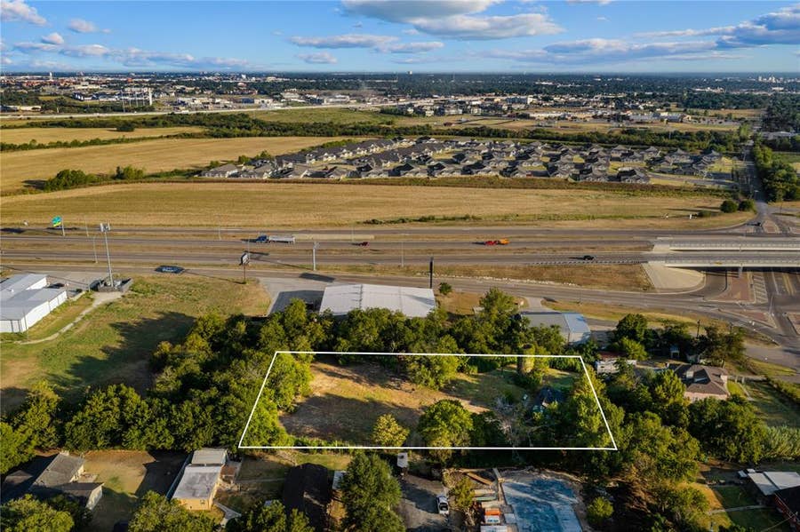 Property photo for TBD N Willard Drive, Robinson, TX