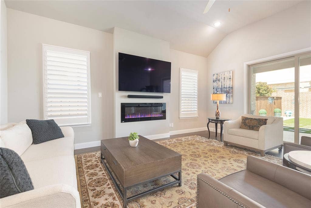 1012 Terra Vista Drive, Allen, TX 75013 1012 Terra Vista Drive, Allen, TX 75013