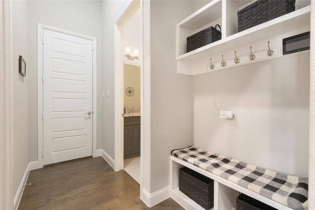 1012 Terra Vista Drive, Allen, TX 75013 1012 Terra Vista Drive, Allen, TX 75013