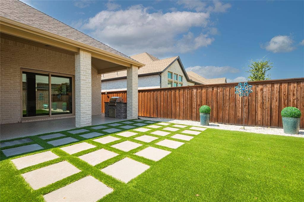 1012 Terra Vista Drive, Allen, TX 75013 1012 Terra Vista Drive, Allen, TX 75013
