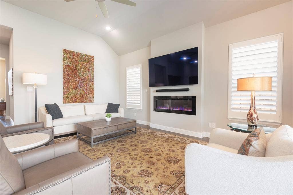 1012 Terra Vista Drive, Allen, TX 75013 1012 Terra Vista Drive, Allen, TX 75013