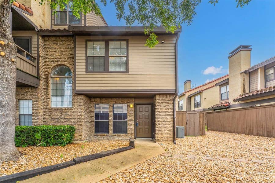 Property photo for 5757 E University Boulevard, #27S, Dallas, TX