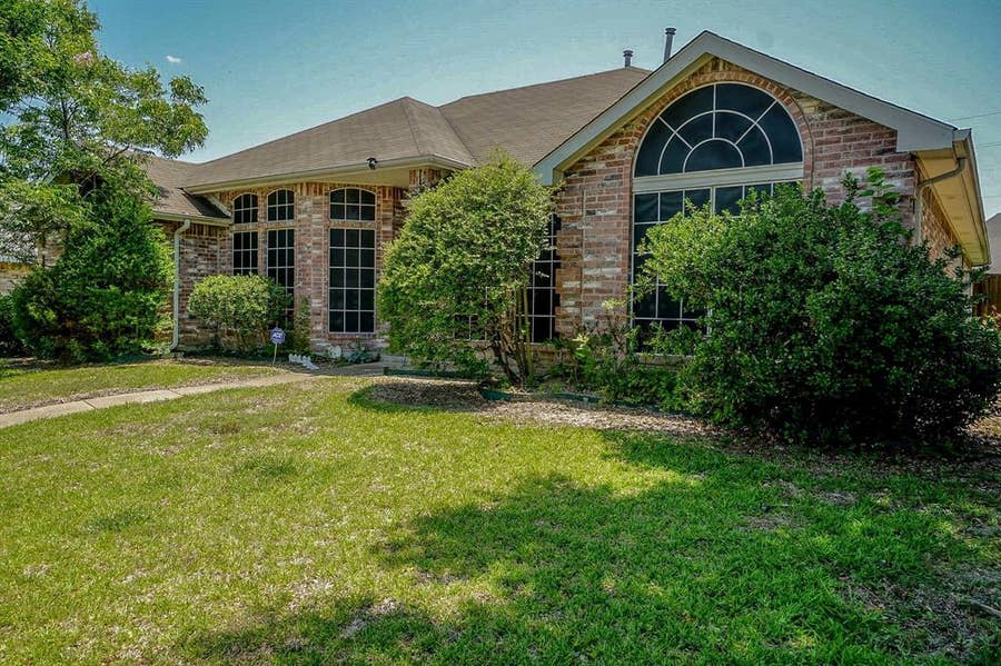 Property photo for 624 Elm Falls Place, Mesquite, TX
