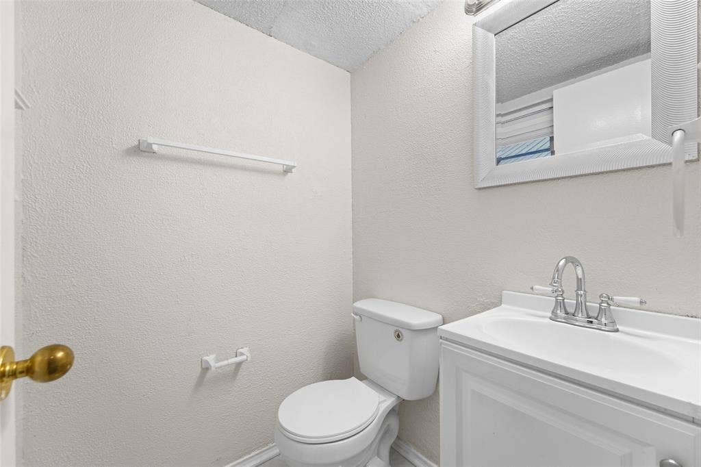 1521 Curtis Lane, Cedar Hill, TX 75104
