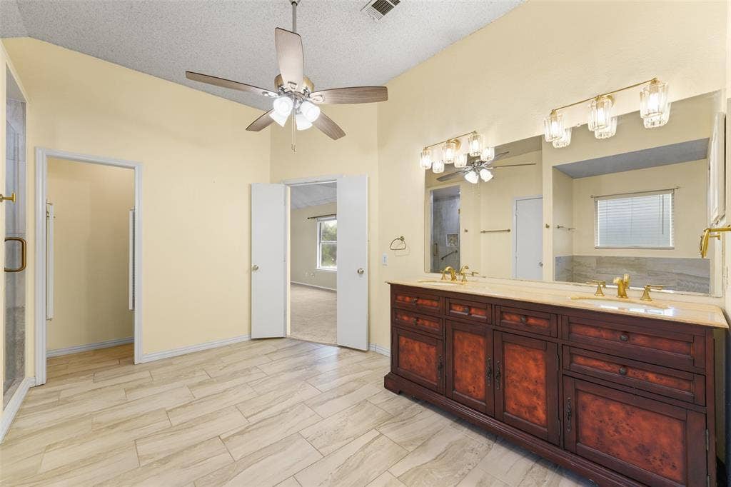 1521 Curtis Lane, Cedar Hill, TX 75104