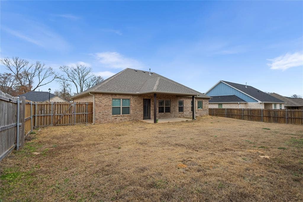 114 Rose Row, Winona, TX 75792 114 Rose Row, Winona, TX 75792