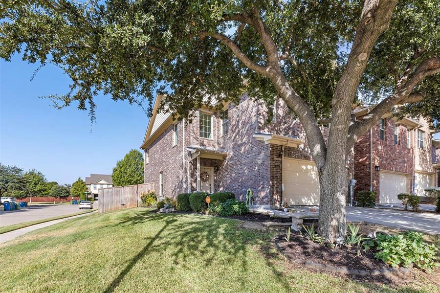 Property photo for 2656 Jacobson Drive, Lewisville, TX
