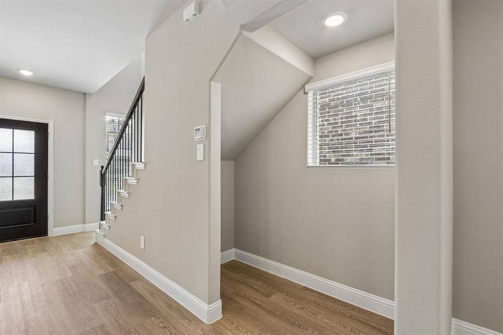 2717 Kobuk Drive, Corinth, TX 76210 Photo is not of the actual home, but is an inspirational photo of builder’s model home and may depict options, furnishings, and/or decorator features that are not included.