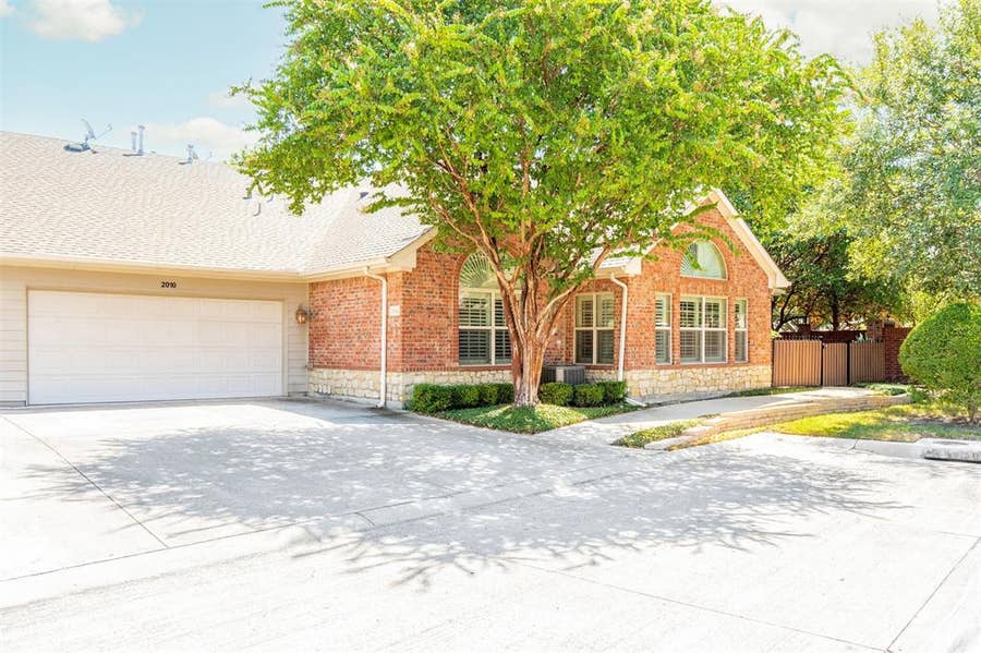 Property photo for 3241 Rosemeade Drive, #2010, Fort Worth, TX