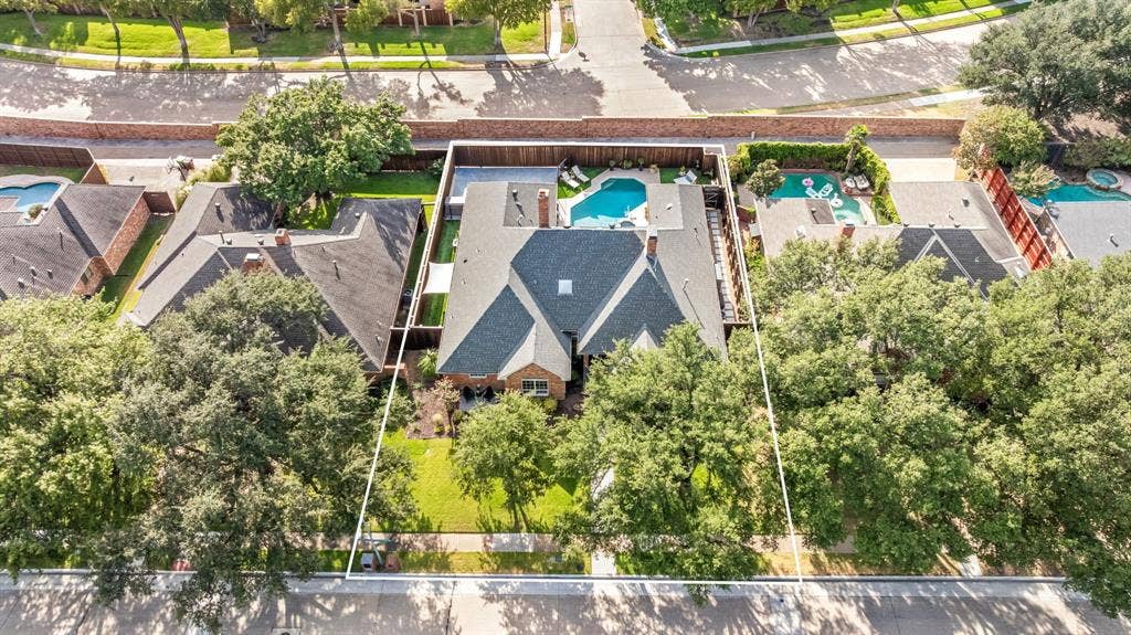 1801 Triple Crown Lane, Plano, TX 75093