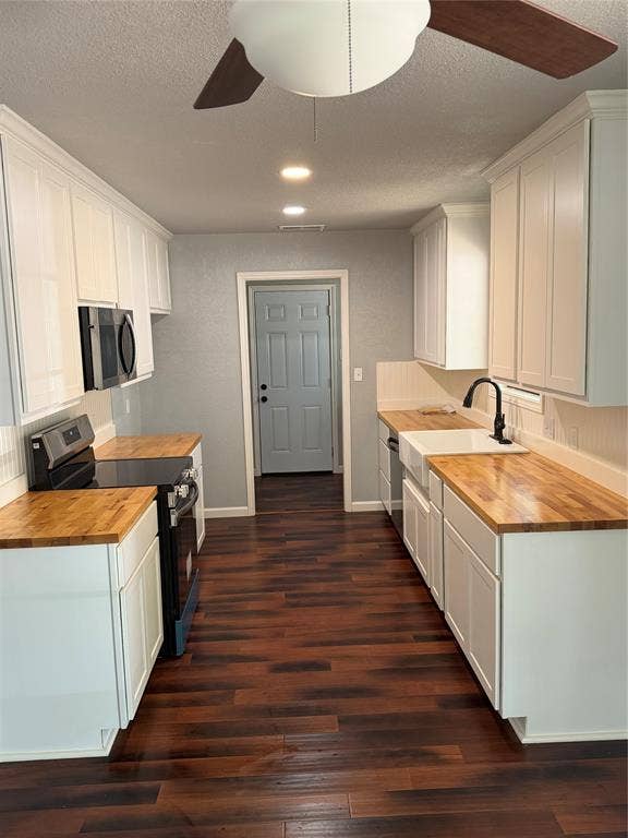 Property photo for 209 porter Court, Crowley, TX