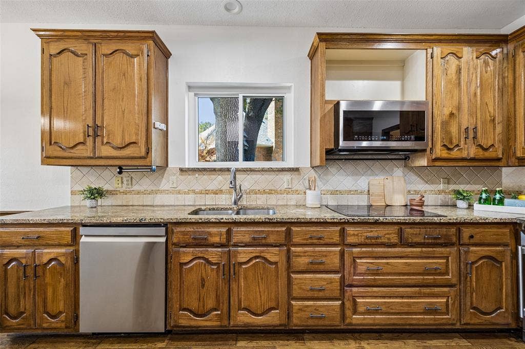 5905 Indian Hills Drive, Garland, TX 75044 5905 Indian Hills Drive, Garland, TX 75044