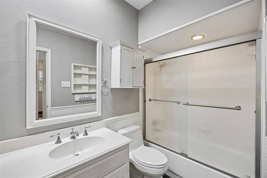 5905 Indian Hills Drive, Garland, TX 75044 5905 Indian Hills Drive, Garland, TX 75044