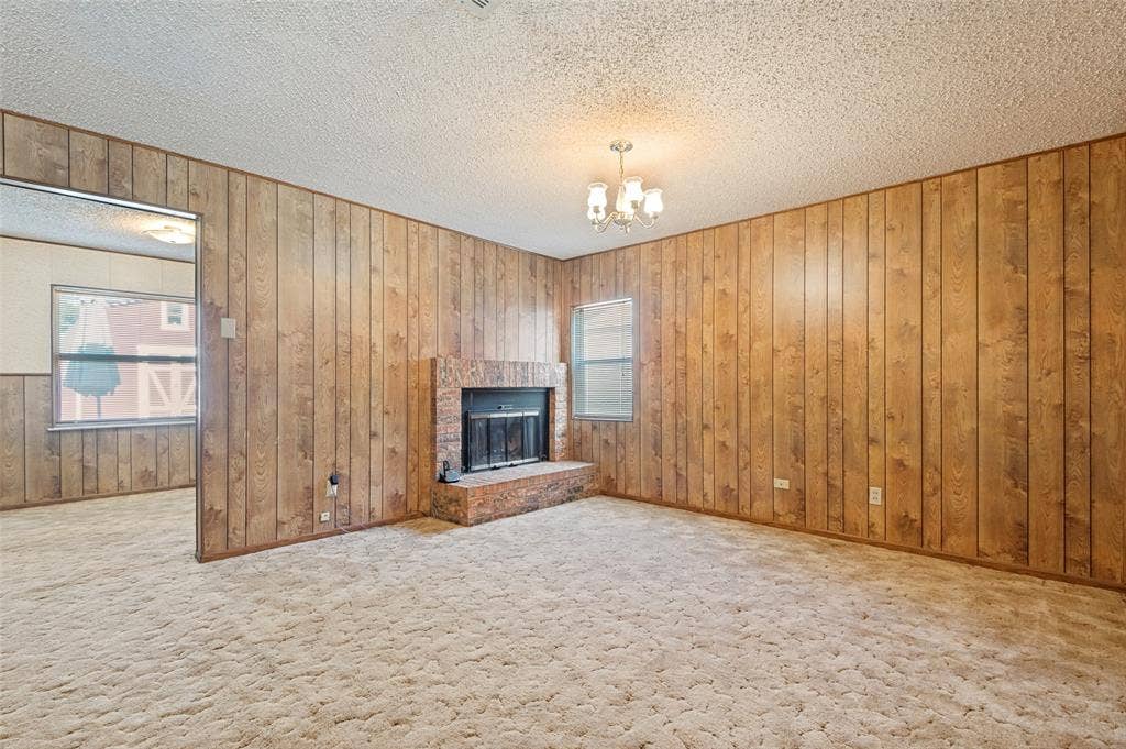 1726 Dorothy Drive, Grand Prairie, TX 75051 Living area