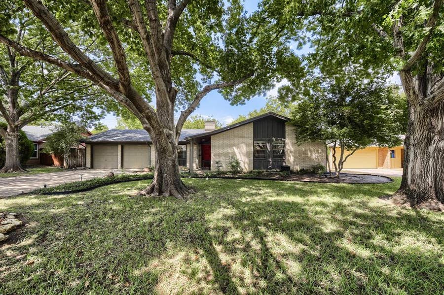 Property photo for 1300 Greenbriar Street, Denton, TX