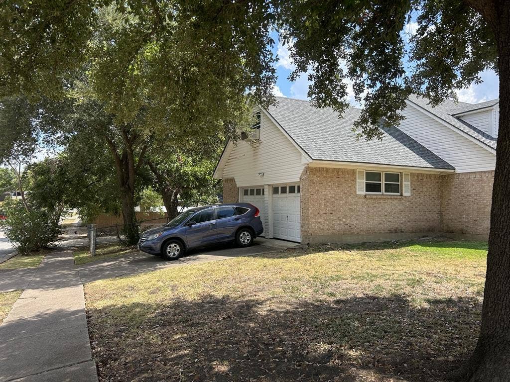 2202 Candleberry Drive, Mesquite, TX 75149 Side of home. Garage on the side