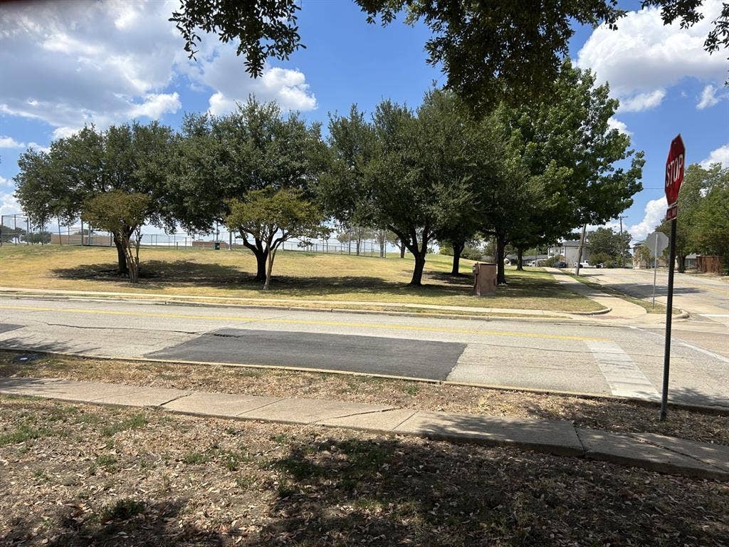 2202 Candleberry Drive, Mesquite, TX 75149 2202 Candleberry Drive, Mesquite, TX 75149