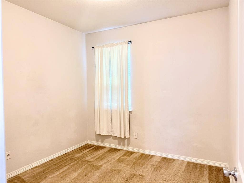 9251 Water Oak Drive, Arlington, TX 76002