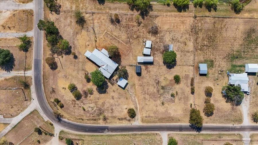 Property photo for 1453 Joyce Road, Kaufman, TX