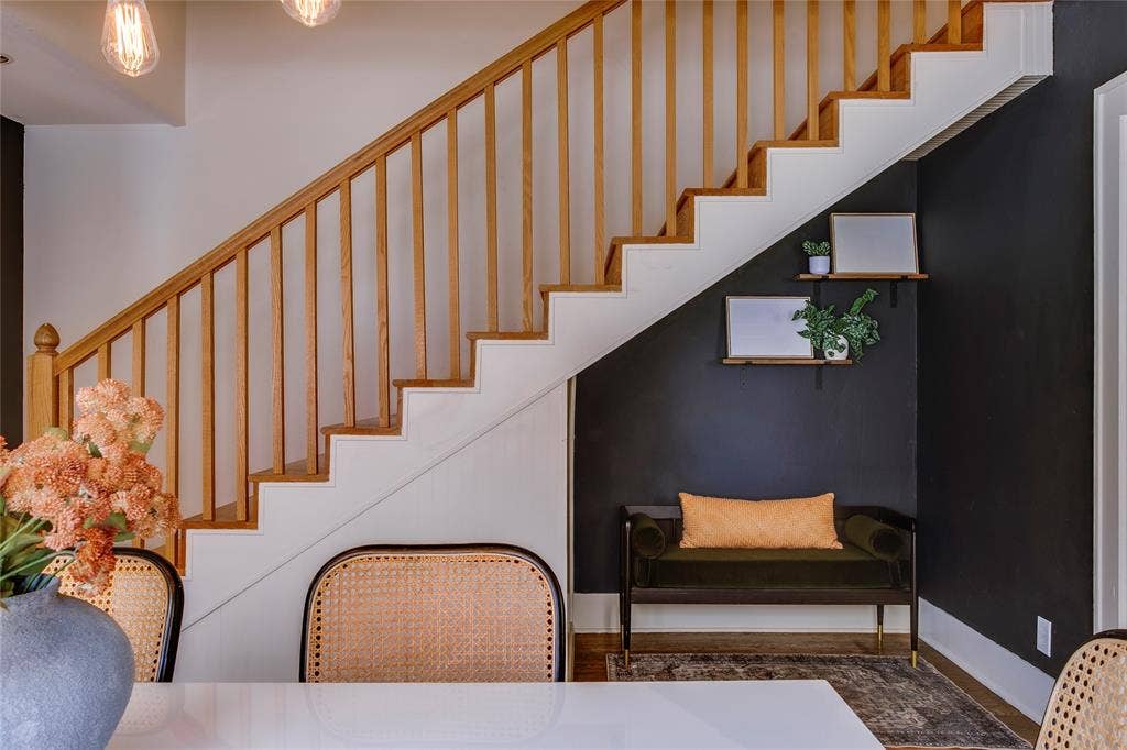 1038 N Edgefield Avenue, Dallas, TX 75208 1038 N Edgefield Avenue, Dallas, TX 75208