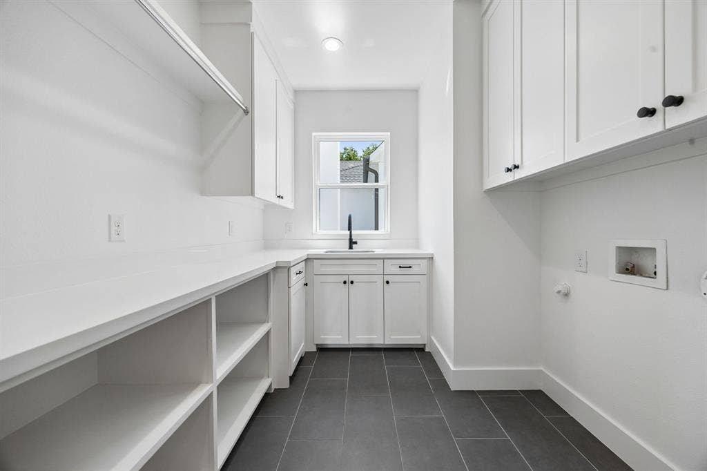 7323 Casa Loma Avenue, Dallas, TX 75214 7323 Casa Loma Avenue, Dallas, TX 75214