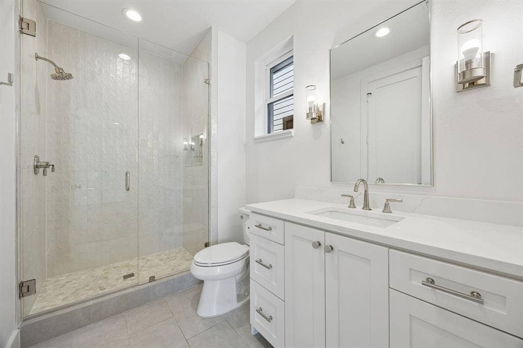 7323 Casa Loma Avenue, Dallas, TX 75214 7323 Casa Loma Avenue, Dallas, TX 75214