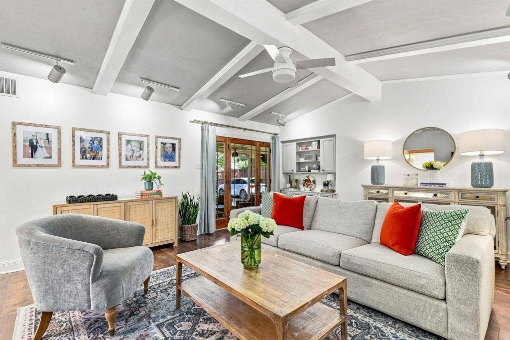 614 Parkview Lane, Richardson, TX 75080 614 Parkview Lane, Richardson, TX 75080