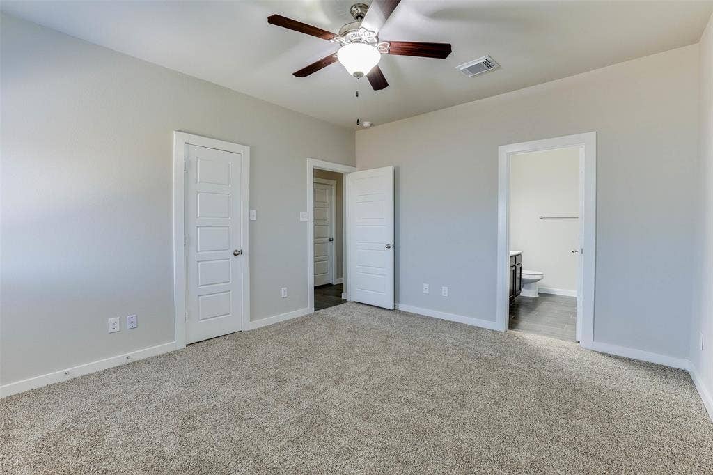 1029-1031 Skyview Court, Midlothian, TX 76065