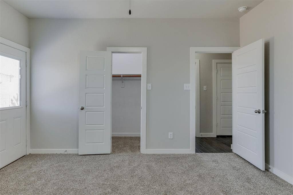 1029-1031 Skyview Court, Midlothian, TX 76065