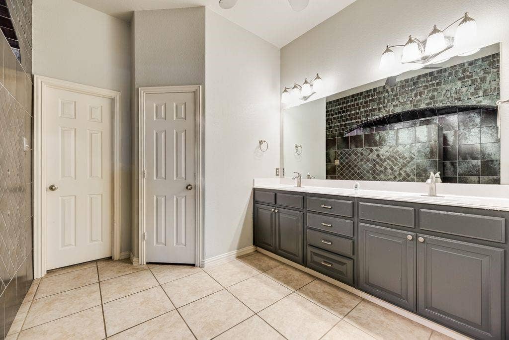 1010 Ranger Road, Forney, TX 75126 1010 Ranger Road, Forney, TX 75126