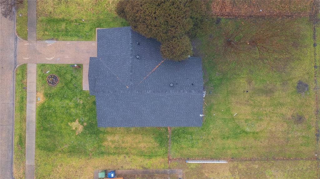 1213 Bowie Street, Garland, TX 75040 1213 Bowie Street, Garland, TX 75040
