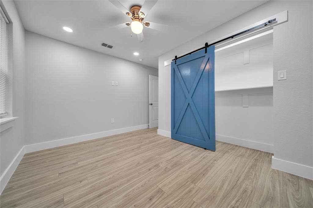 1213 Bowie Street, Garland, TX 75040 1213 Bowie Street, Garland, TX 75040