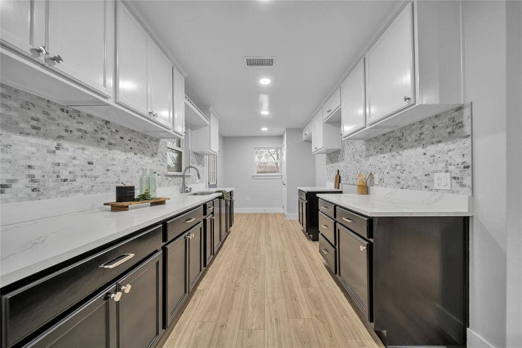 1213 Bowie Street, Garland, TX 75040 1213 Bowie Street, Garland, TX 75040