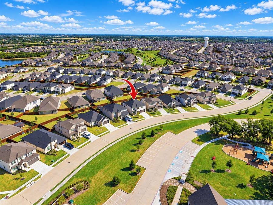 Property photo for 2318 Highbury Hill, Forney, TX